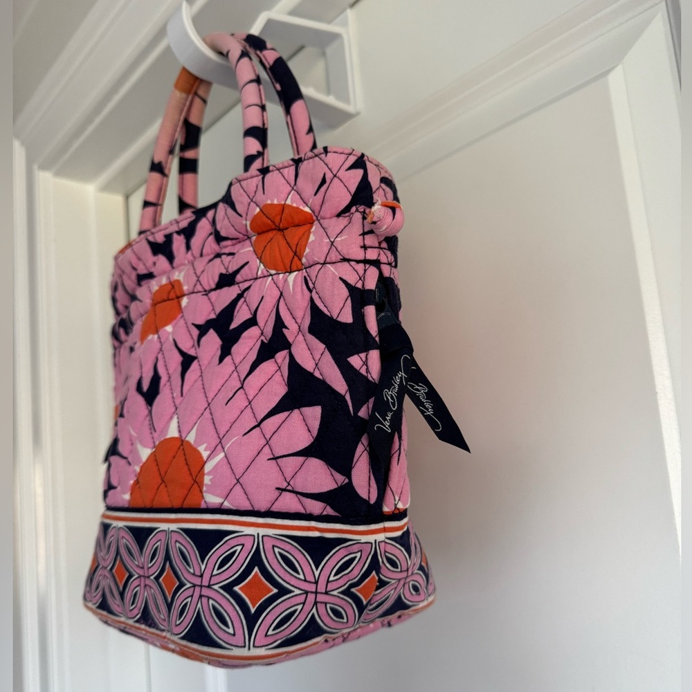 Vera Bradley Quilted Drawstring Tote Bag Floral Print Handbag Preppy Pink Navy - Picture 3 of 9